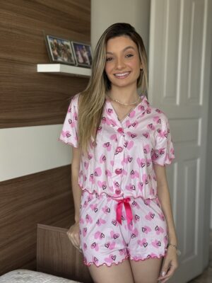 Pijama Sofia botões cropped Corações
