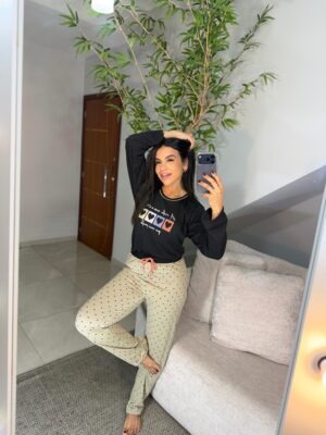 Pijama longo corações