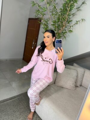 Pijama em plush good morning rosa