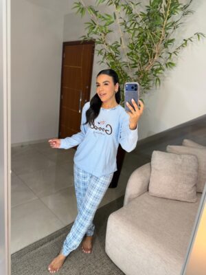 Pijama em plush good morning azul