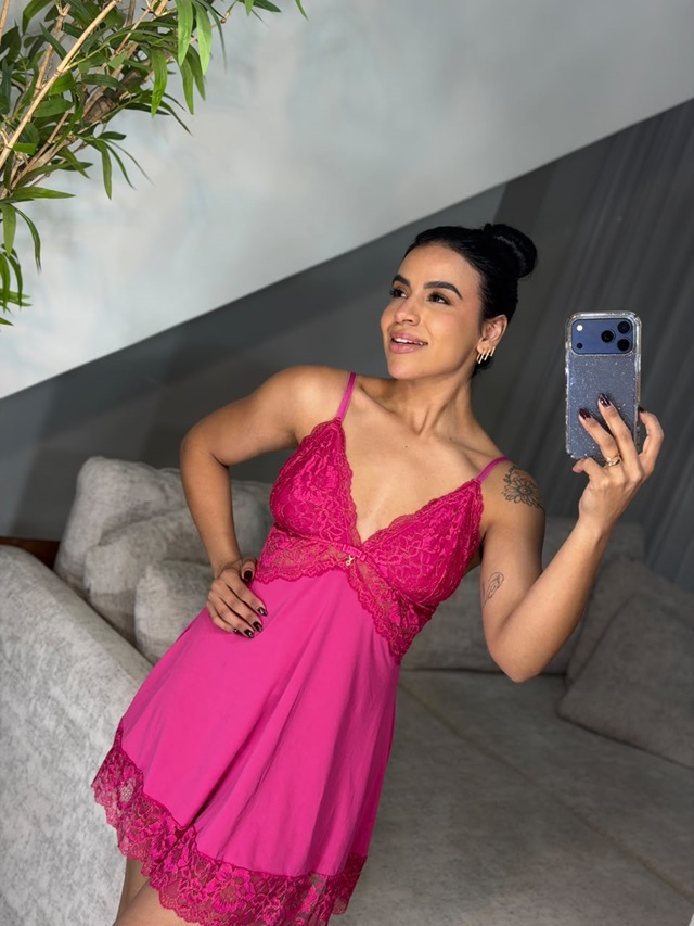 Camisola luxo rosa com fios dourados - Imagem 3